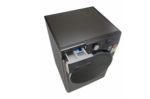 9.0 Kg, AI Direct Drive™ Washer with Steam™ & TurboWash™ - Image 3