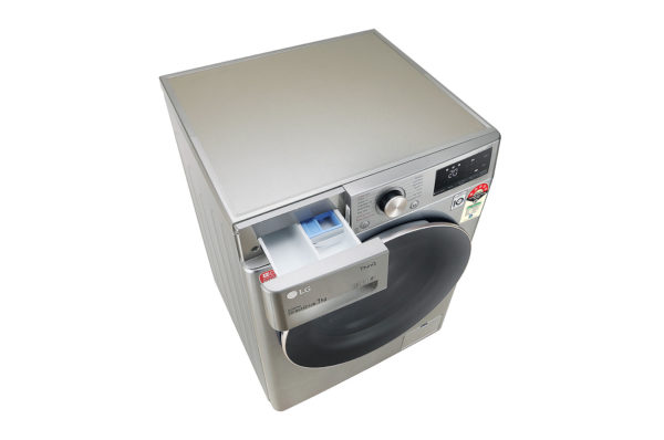7.0Kg, AI Direct Drive™ Washer with Steam™ & TurboWash™ - Image 3