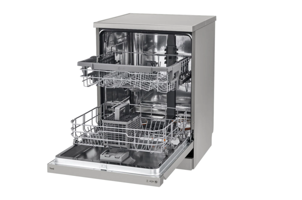 LG Dishwasher with TrueSteam® , QuadWash® , Inverter Direct Drive Technology - Image 5